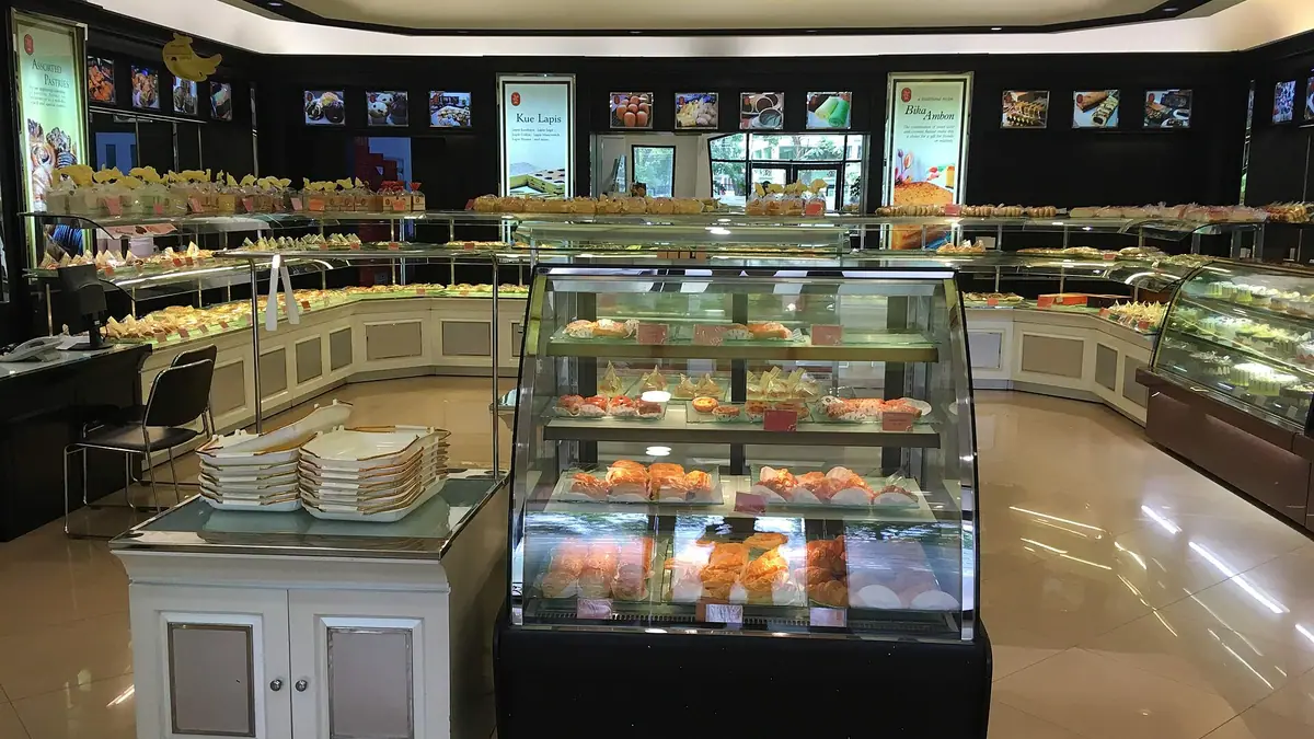 Laveli Bakery – bakery in White City Estate, London
